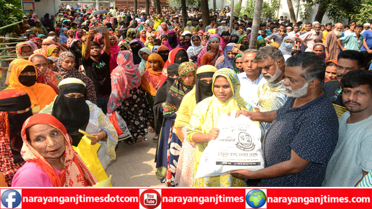 ৯ হাজার পরিবারে টিম খোরশেদের ঈদ উপহার