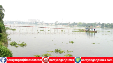 সিদ্ধিরগঞ্জে শীতলক্ষ্যা নদী দখল করে আ’লীগ নেতার অবৈধ বালু ব্যবসা