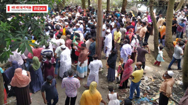 সোনারগাঁয়ে করোনার টিকা কেন্দ্রে ভোগান্তি (ভিডিও)