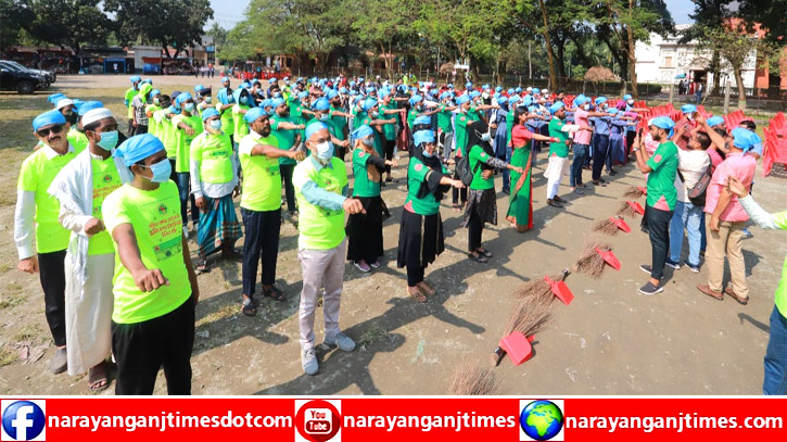 ক্লিন-আপ সোনারগাঁ গড়ার শপথ নিলেন তরুণ স্বেচ্ছাসেবীরা