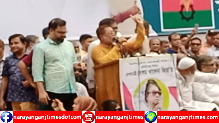 খালেদা জিয়াকে ধীরে ধীরে মৃত্যুর দিকে ঠেলে দিচ্ছে : সাখাওয়াত