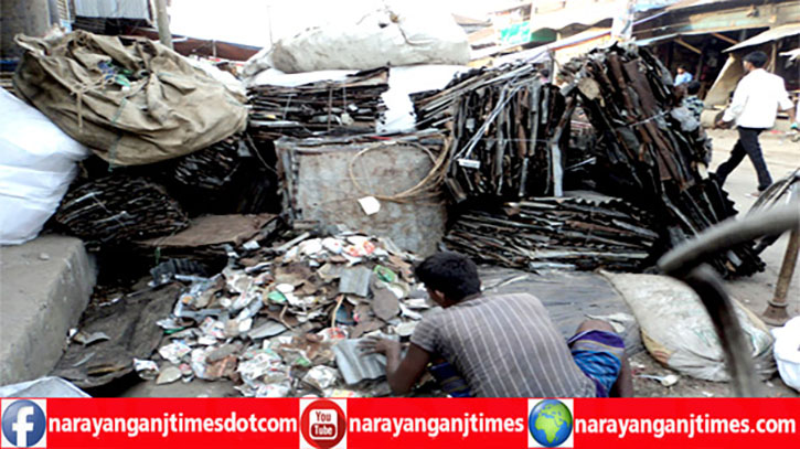 ফতুল্লায় ভাঙ্গারী ব্যবসা ঘিরে শক্তিশালী অপরাধ  চক্র, ছত্রচ্ছায়ায় মাদকাসক্ত ছিচকে চোর